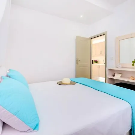 Luxury Vacation Irene With Private Juccuzi Apartman