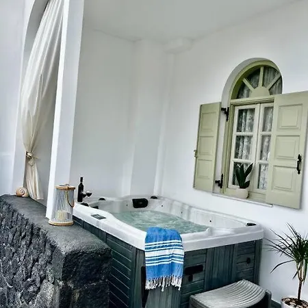 Luxury Vacation Irene With Private Juccuzi Apartman