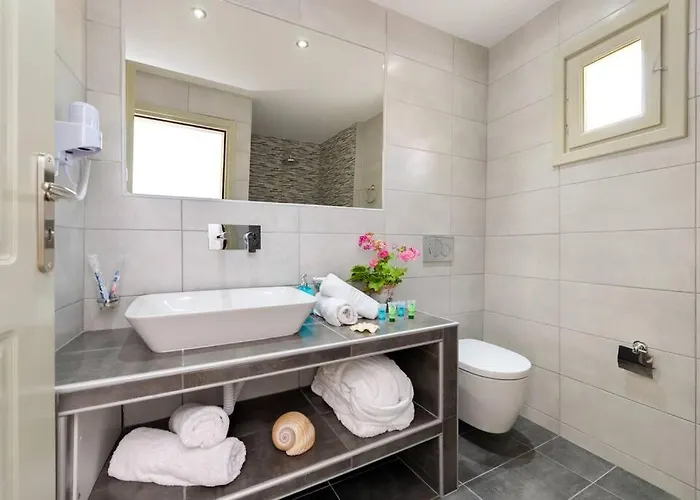 Luxury Vacation Irene With Private Juccuzi * Φηρά