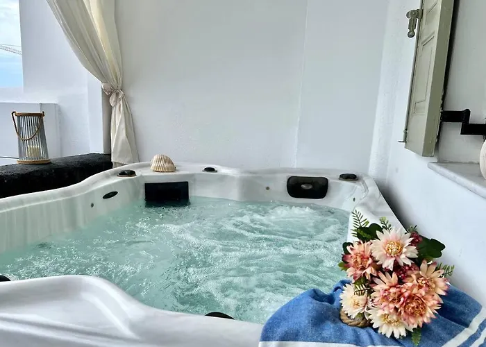 Διαμέρισμα Luxury Vacation Irene With Private Juccuzi Φηρά